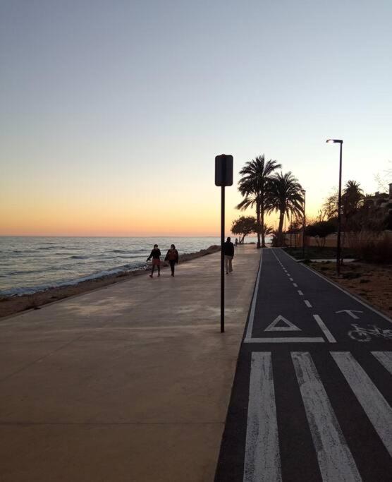 piso junto al mar para ocho personas máximo Villajoyosa Esterno foto